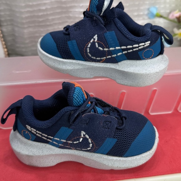(C2) Nike Crater Impact
DB3551-400 Infant/Toddler Running Shoes, Size 5C, Blue - Picture 2 of 10